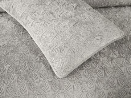 Покрывало Софи де Марко Розалин (светло-серое) 240х260